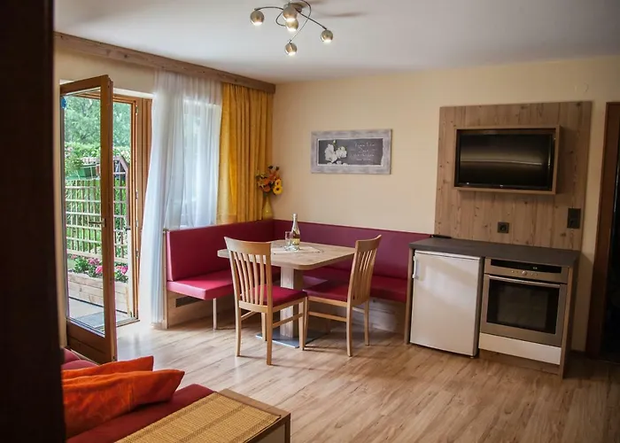 Haus Madeleine Нойштифт-им-Штубайталь