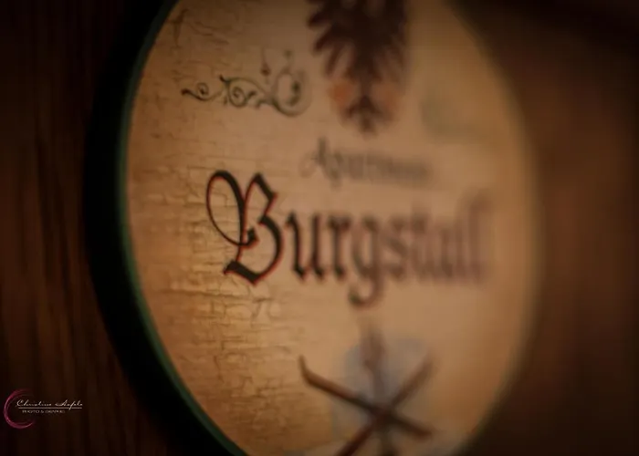 马德琳豪斯公寓 *